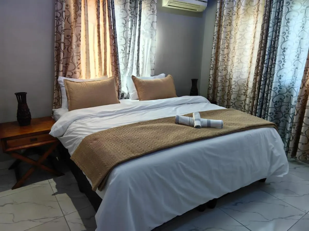 Essential Lodge23 Κέιπ Τάουν Δωμάτια σε οικογενειακή κατοικία